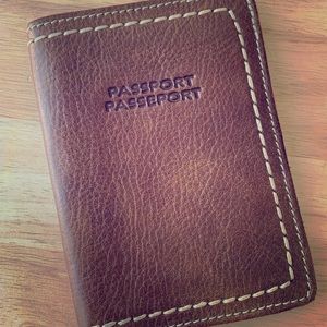 Roots leather passport holder